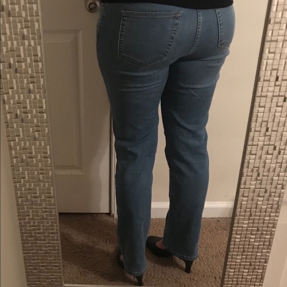 St. John’s Bay jeans. - Picture 4 of 4